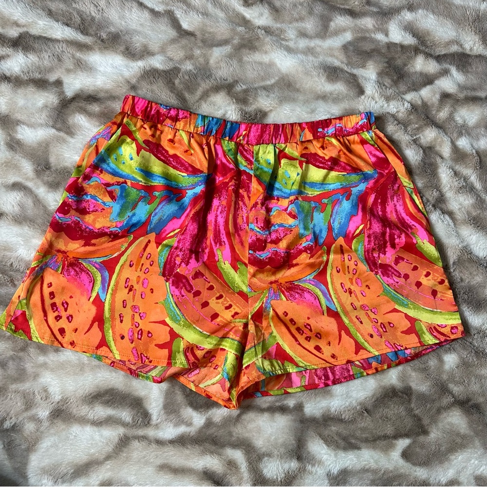(CLEARANCE) Colorful Print Elastic High Waist Tropical Silky Satin Short Pockets